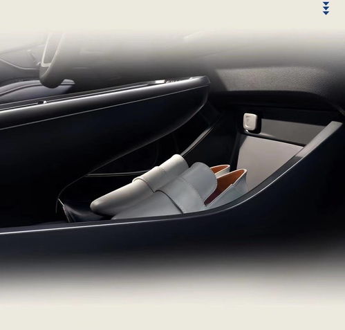 內(nèi)外煥新 全新一代別克君越官圖與配置發(fā)布，二手車(chē)市場(chǎng)或迎新機(jī)遇